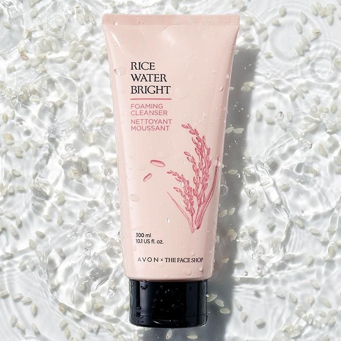 THE FACE SHOP - RICE WATER BRIGHT RICE BRAN GENTLE SCRUB FOAM
